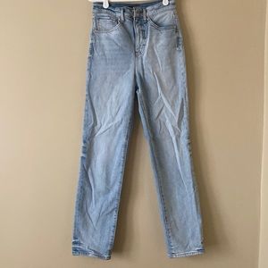 Express Lightwash Highrise Mom Jeans - size 1